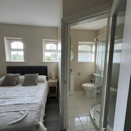 Woodville Bed & Breakfast