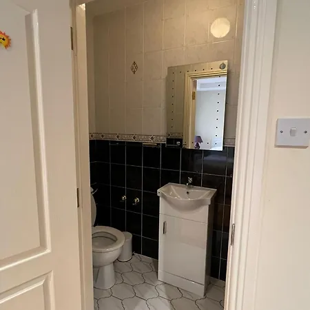 Woodville 4*