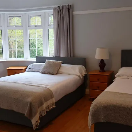 Woodville Bed & Breakfast 4*